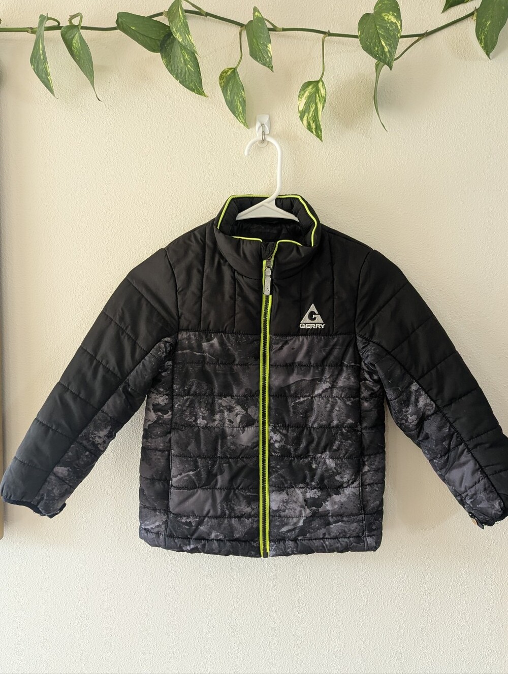 Lightweight Puffer Jacket